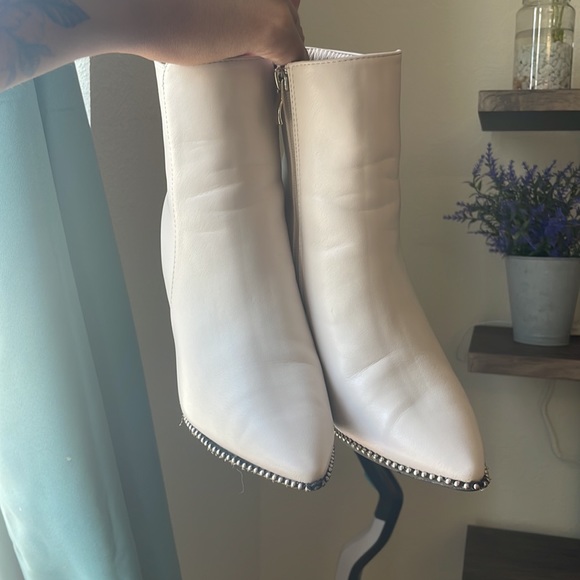 Off white booties!! - Picture 2 of 6